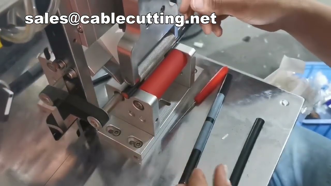 Desktop Roll Labeling Machine with Optional Printer For Short Wires, OD 3-12mm