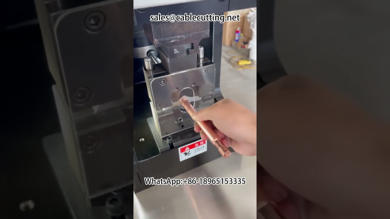 Mesin Crimping Servo 30 Ton dengan Die Heksagonal 120 mm² - Mesin Pengupas Kabel & Otomatisasi Pabrik