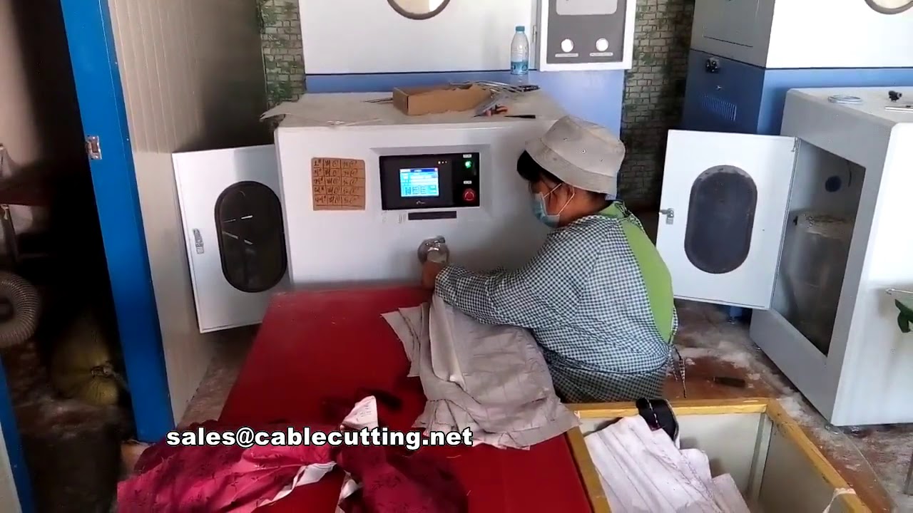 Automatic weighing down & feather jacket filling comforter quilt duvet filling machine,