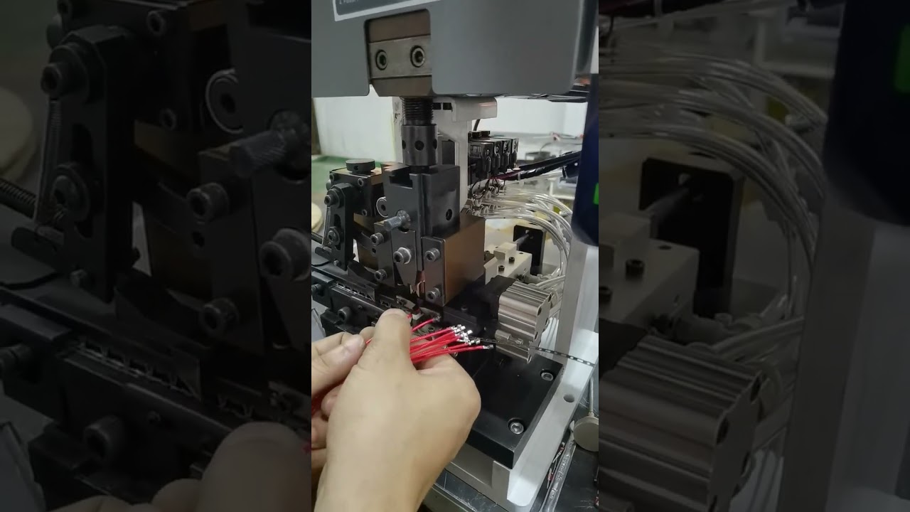 Mesin Stripping & Crimping All-in-One: Alat Efisiensi Tinggi untuk Pabrik! #pabrik #mesin