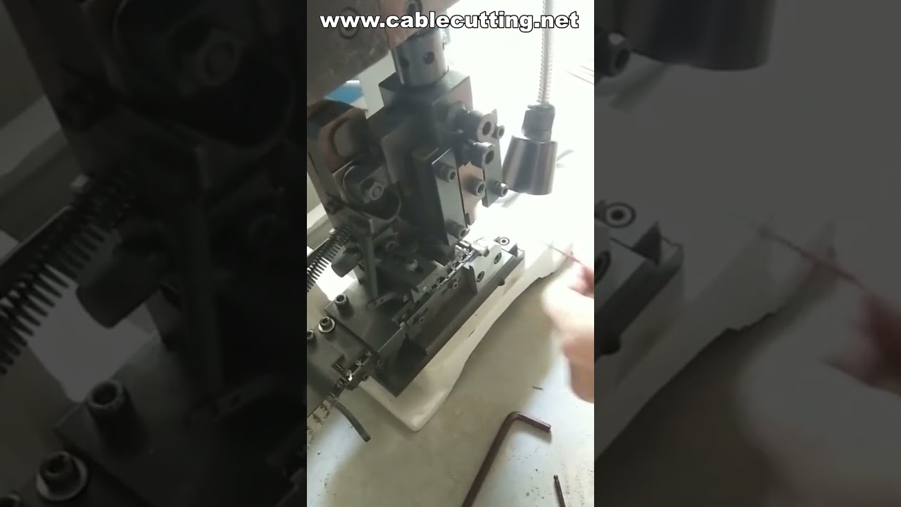 Mesin Crimping Terminal Kabel, Senyap & Listrik - Solusi Penyambungan Profesional