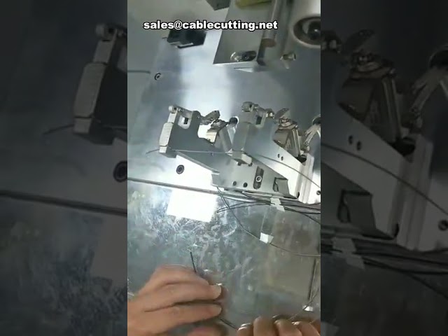 Mesin Stiker Setengah Lipat untuk Pelabelan Kabel dan Pembuatan Tabung Plastik – Solusi Ideal untuk Kabel Motor Mobil
