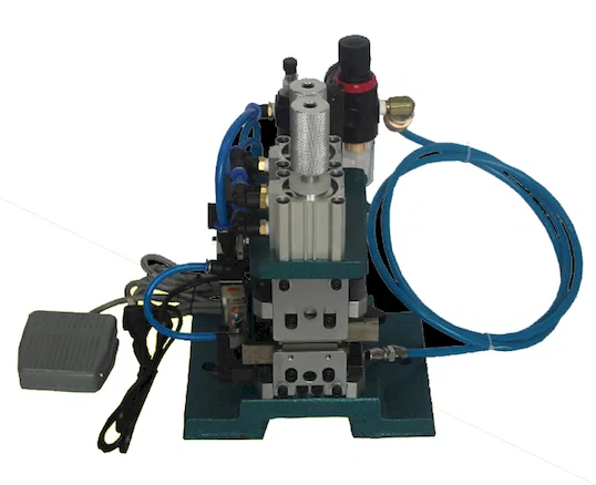 Mesin Pengupas dan Pemuntir Kawat Pneumatik Vertikal WPM-3F+T